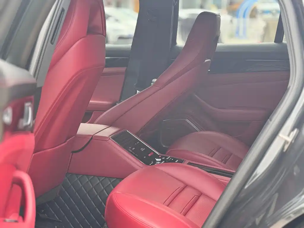 Porsche Panamera — миниатюра 8