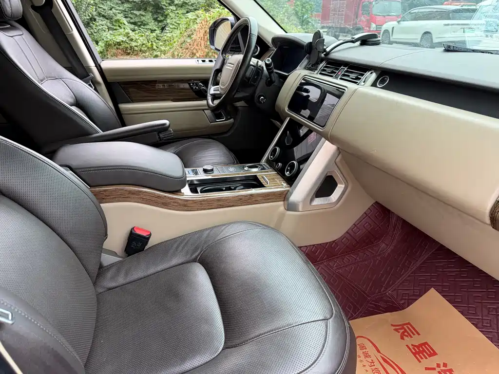 Land Rover Range Rover — миниатюра 13