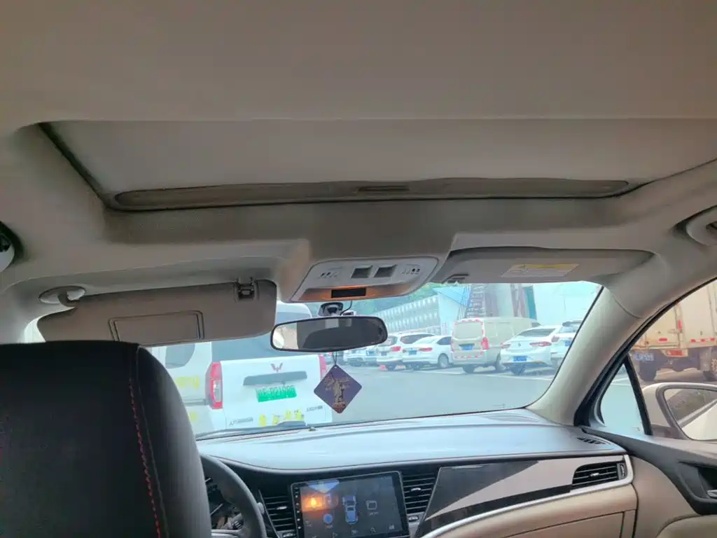 Buick Verano — миниатюра 18