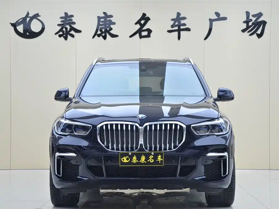 BMW X5 2022 xDrive 40Li M Sport