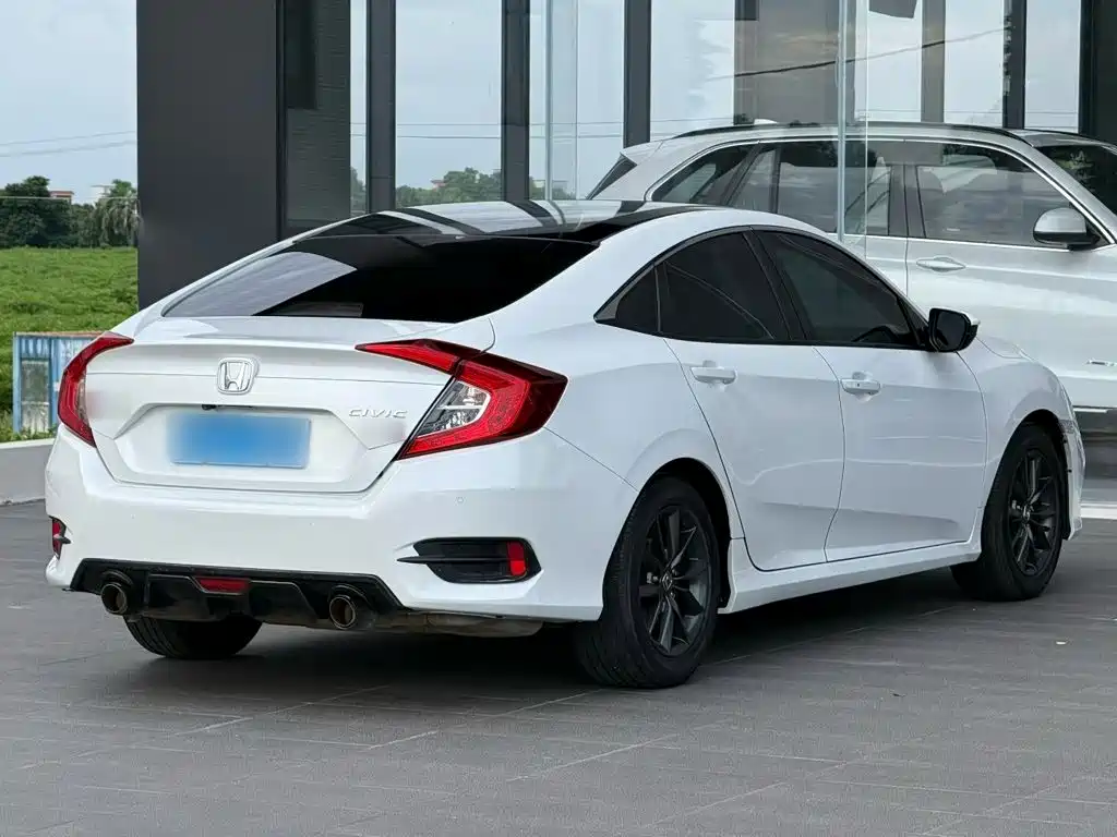 Honda Civic — миниатюра 3
