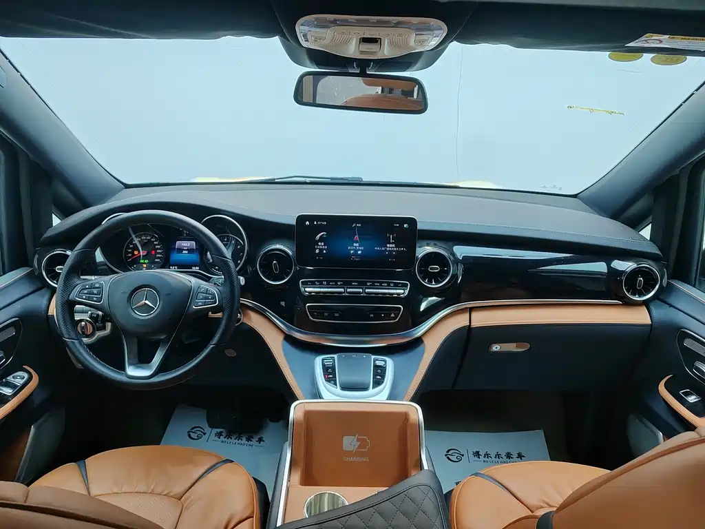 MERCEDES-BENZ V CLASS