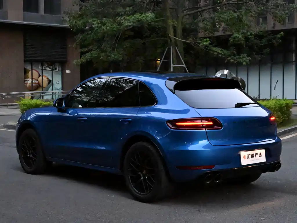Porsche Macan — миниатюра 3