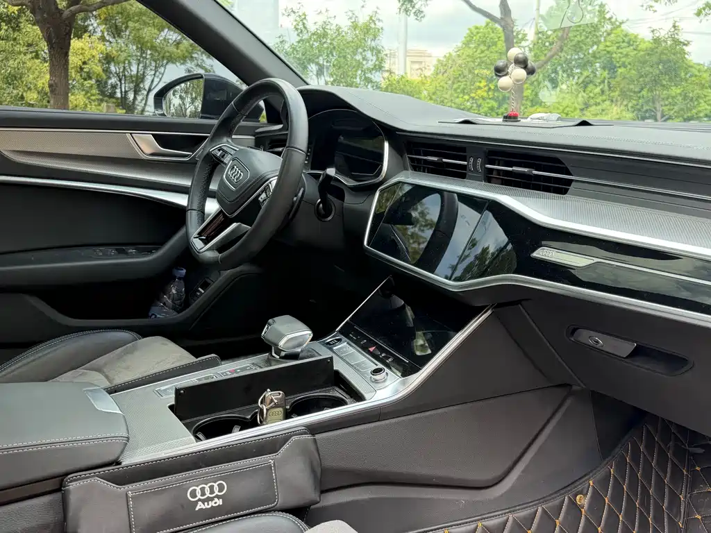 Audi A6L 2024 45 TFSI
