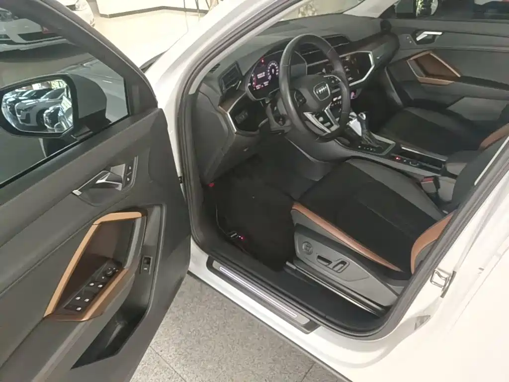 Audi Q3 — миниатюра 16