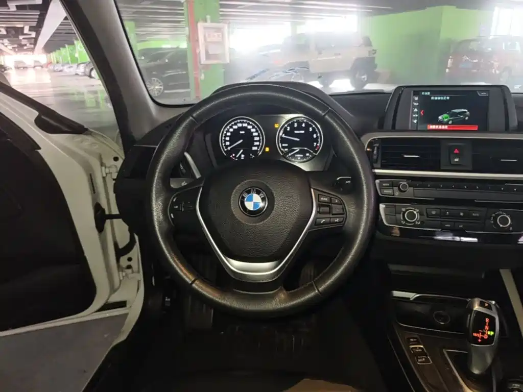 BMW 1 Series (Import) — миниатюра 11