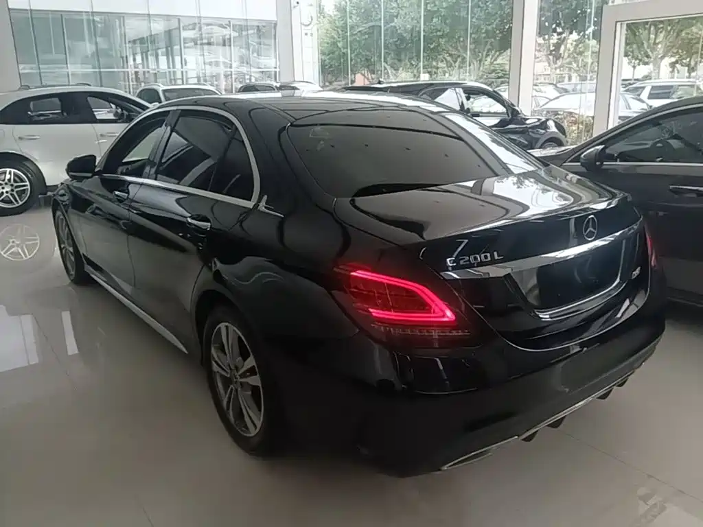 Mercedes-Benz C-Class — миниатюра 5