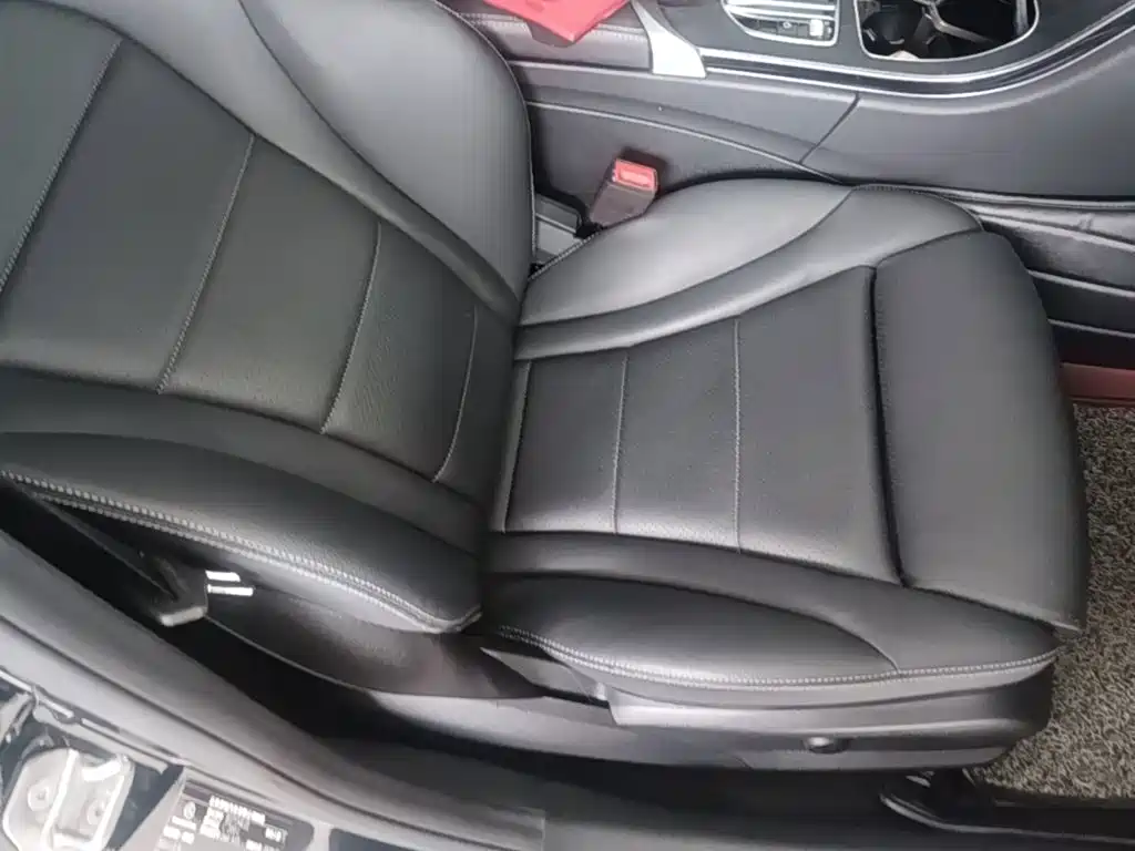 Mercedes-Benz C-Class — миниатюра 25