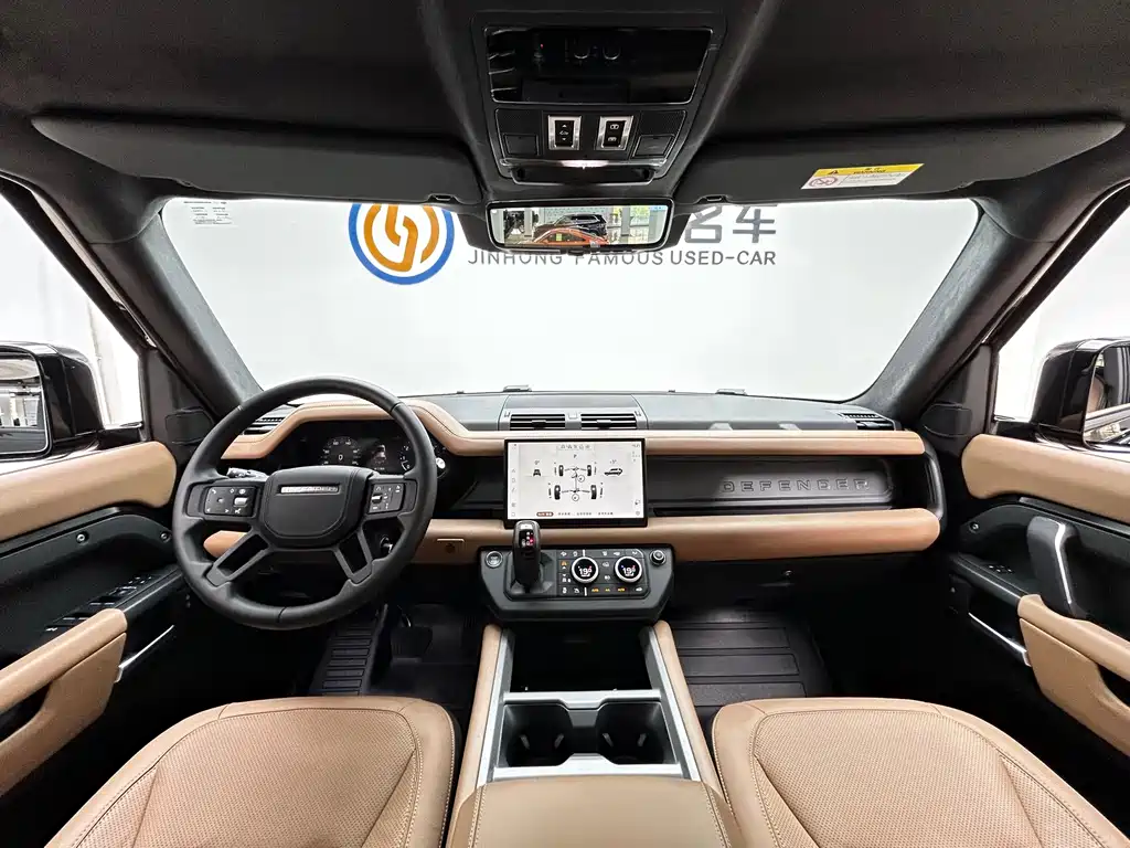 Land Rover Defender — миниатюра 18