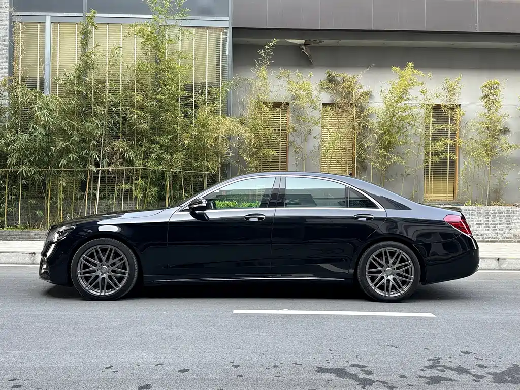 Mercedes-Benz S-Class — миниатюра 4