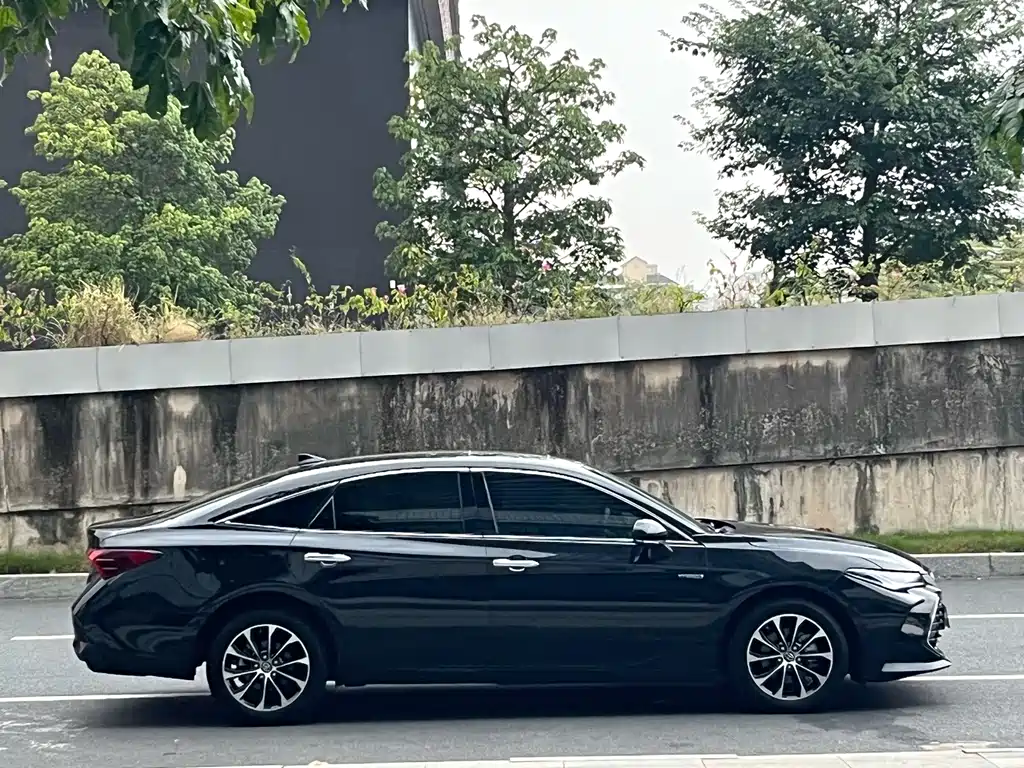 Toyota Avalon 2023 2.5L Luxury