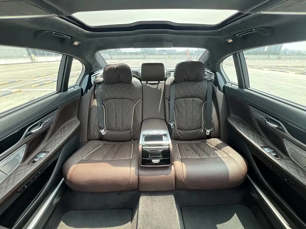 BMW 7 Series — фотографии объявления, Фото 11