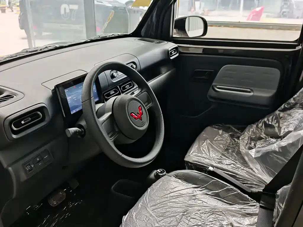 Wuling Sunshine EV 2025 305km