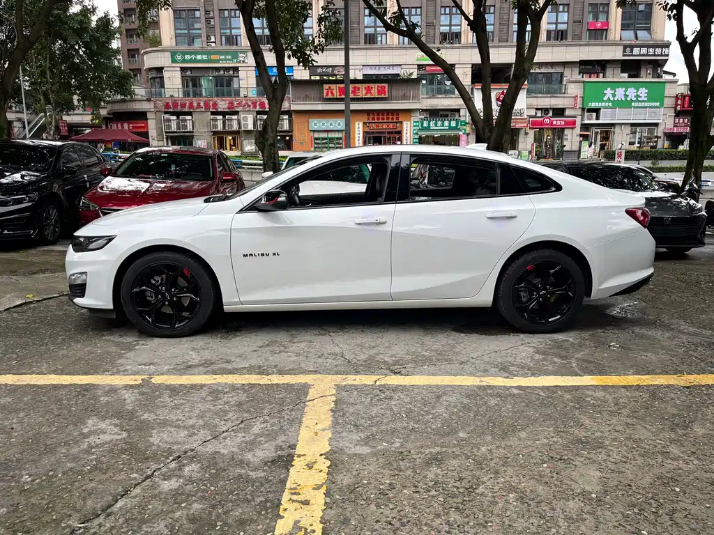 Chevrolet Malibu XL — миниатюра 4