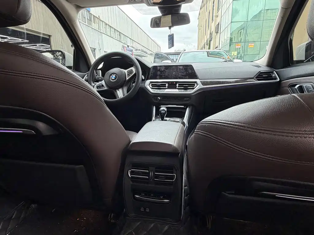BMW 3 Series — миниатюра 9