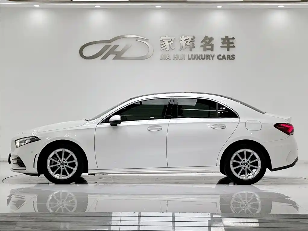 Mercedes-Benz A-Class A 2019 A 200 L Sport