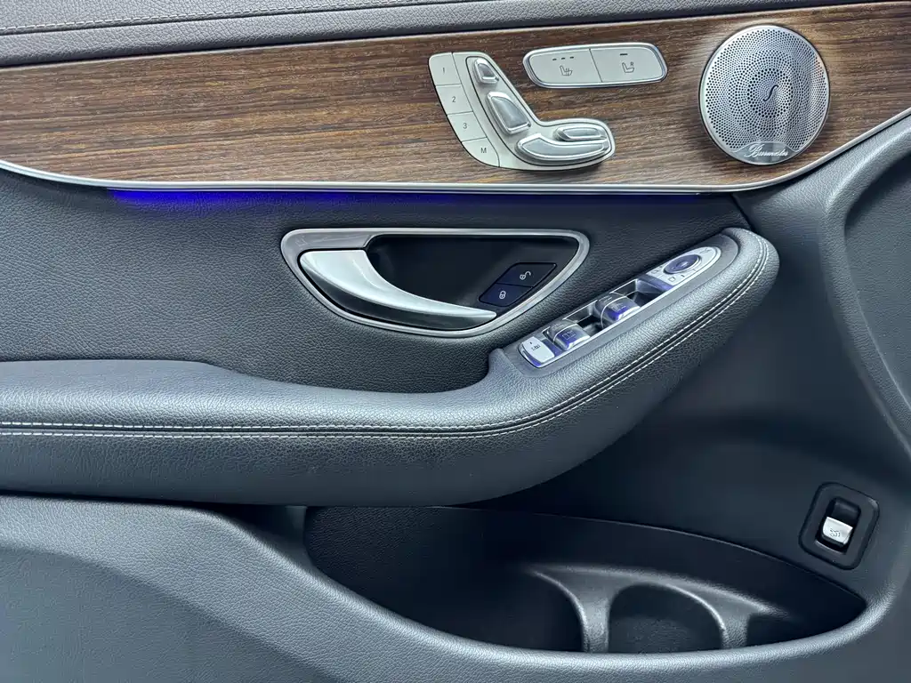 Mercedes-Benz GLC 2021 GLC 300 L 4MATIC
