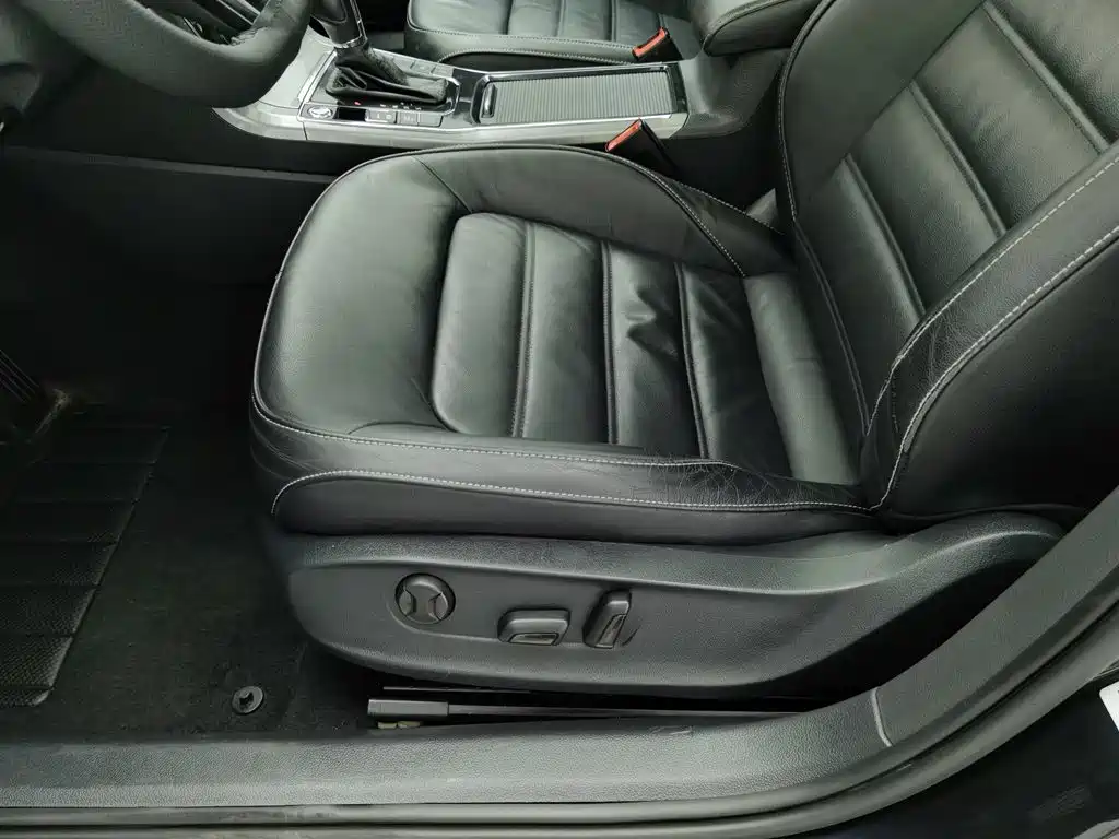 Volkswagen Passat — миниатюра 20