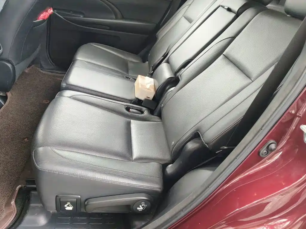 Toyota Highlander — миниатюра 13