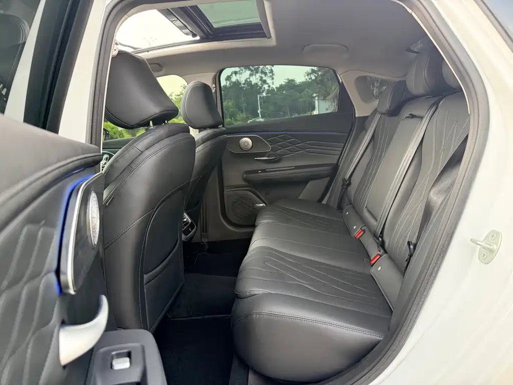 Chery Arrizo 8 PRO — миниатюра 5