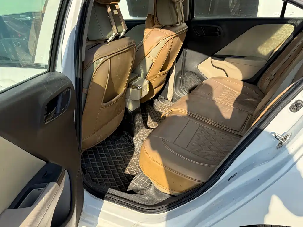 Honda City — миниатюра 10