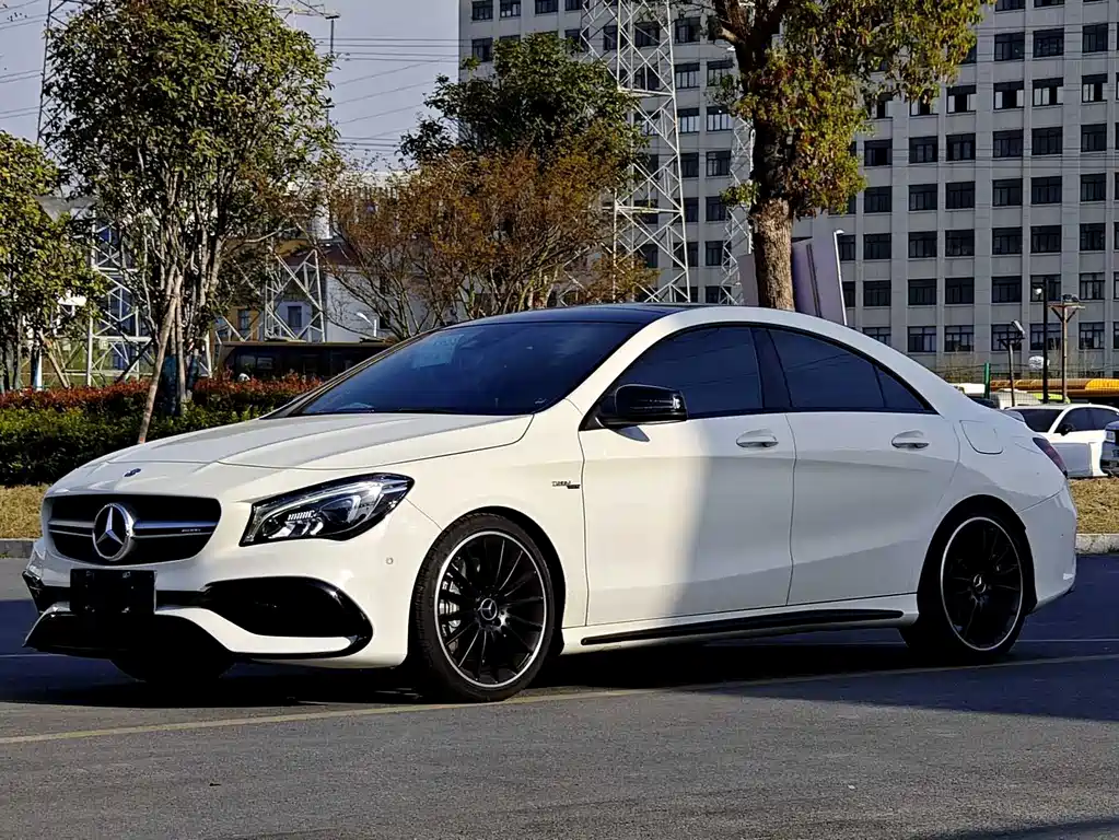 Mercedes-Benz CLA AMG — миниатюра 2