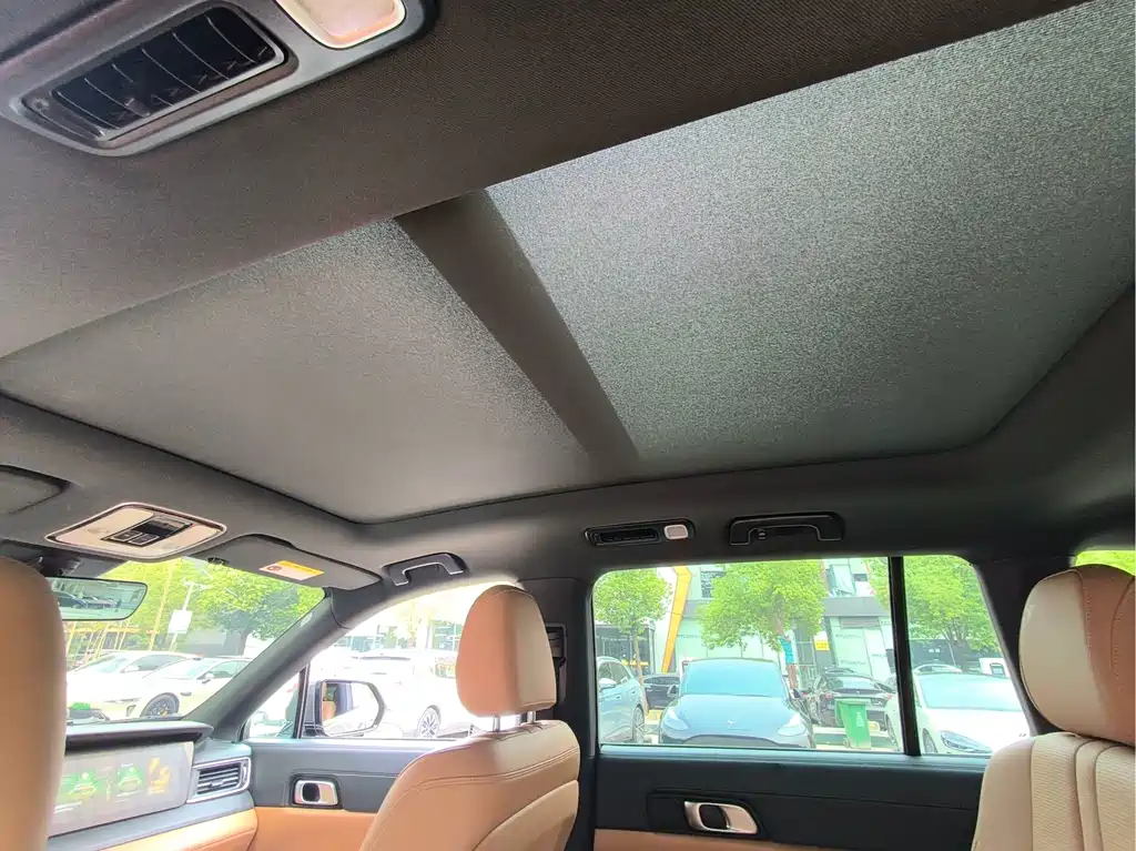 Li Auto Li ONE — миниатюра 10