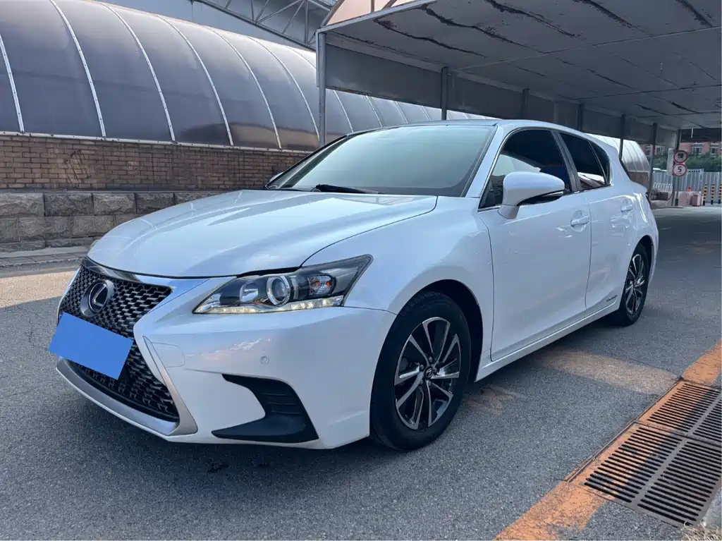 Lexus CT