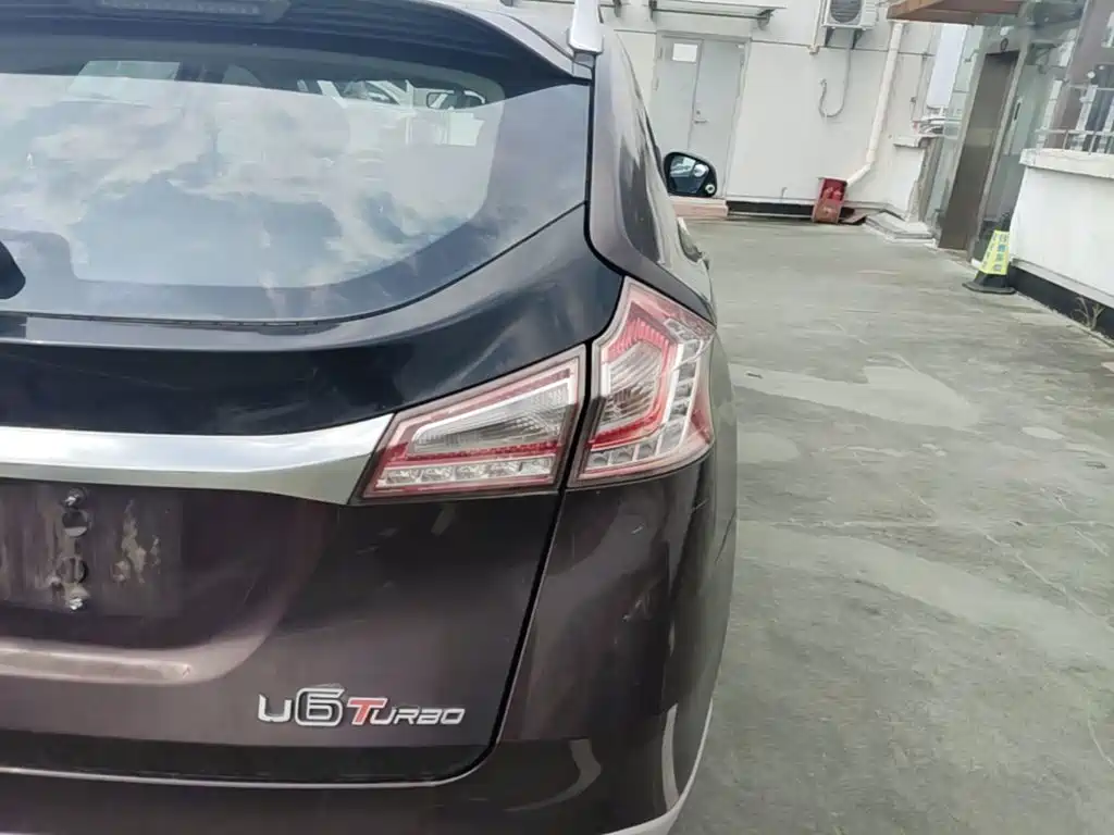 Luxgen U6 — миниатюра 8