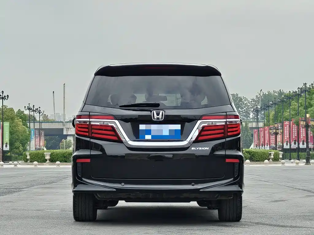 Honda Elysion — миниатюра 5