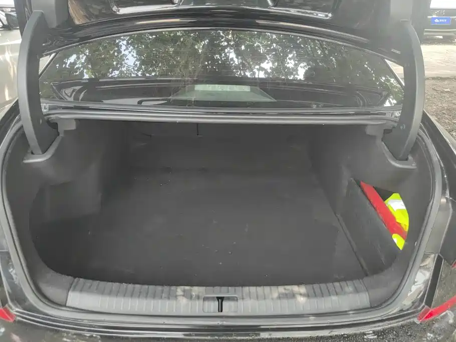 Volkswagen Passat — миниатюра 4