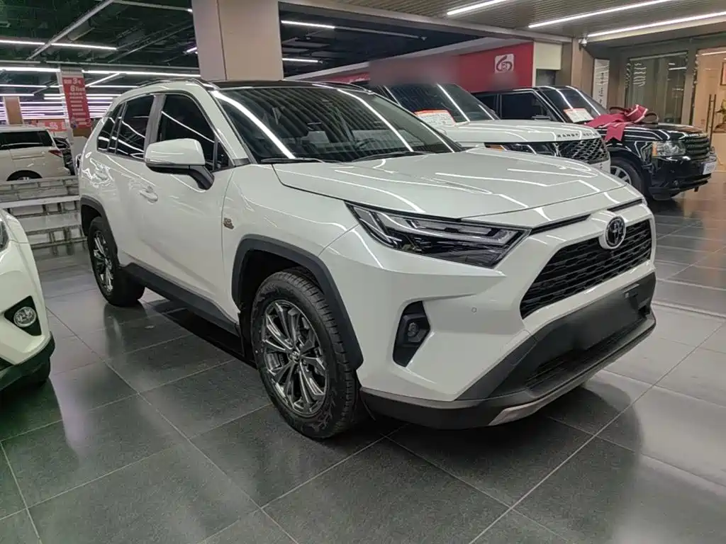 Toyota RAV4 — миниатюра 4