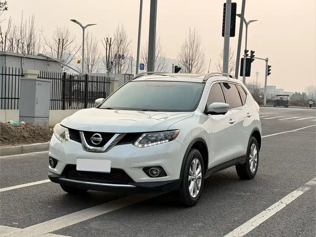 Nissan X-Trail 2015
