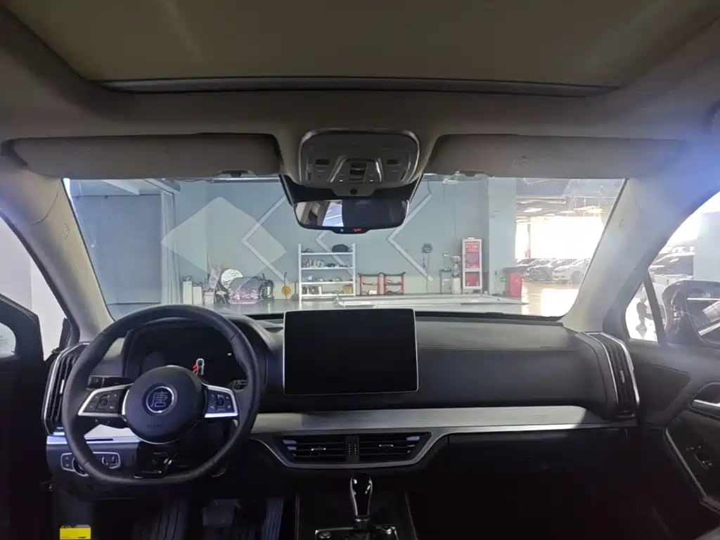 BYD Tang — миниатюра 18