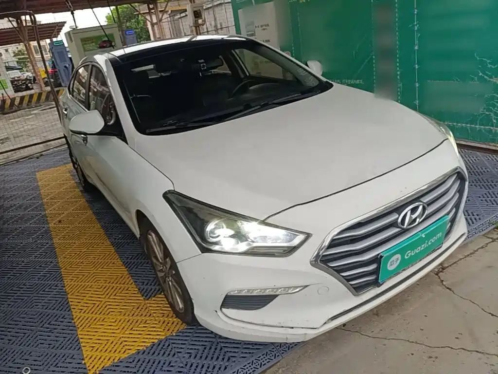 Hyundai Mistra — миниатюра 4