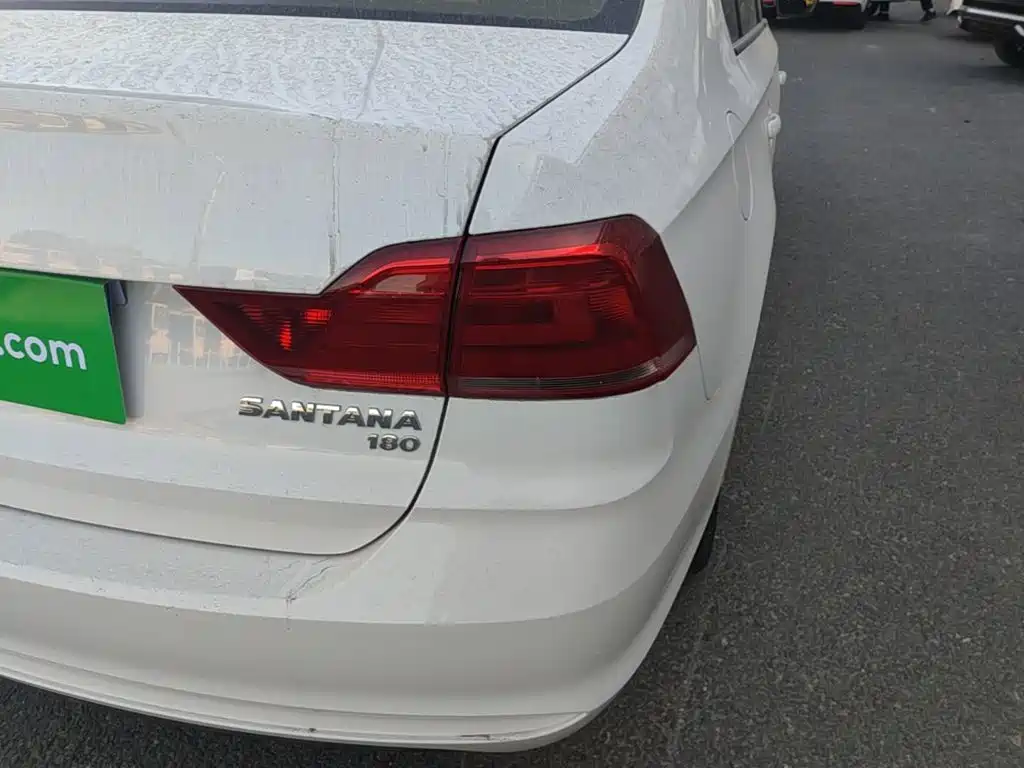 Volkswagen Santana — миниатюра 8