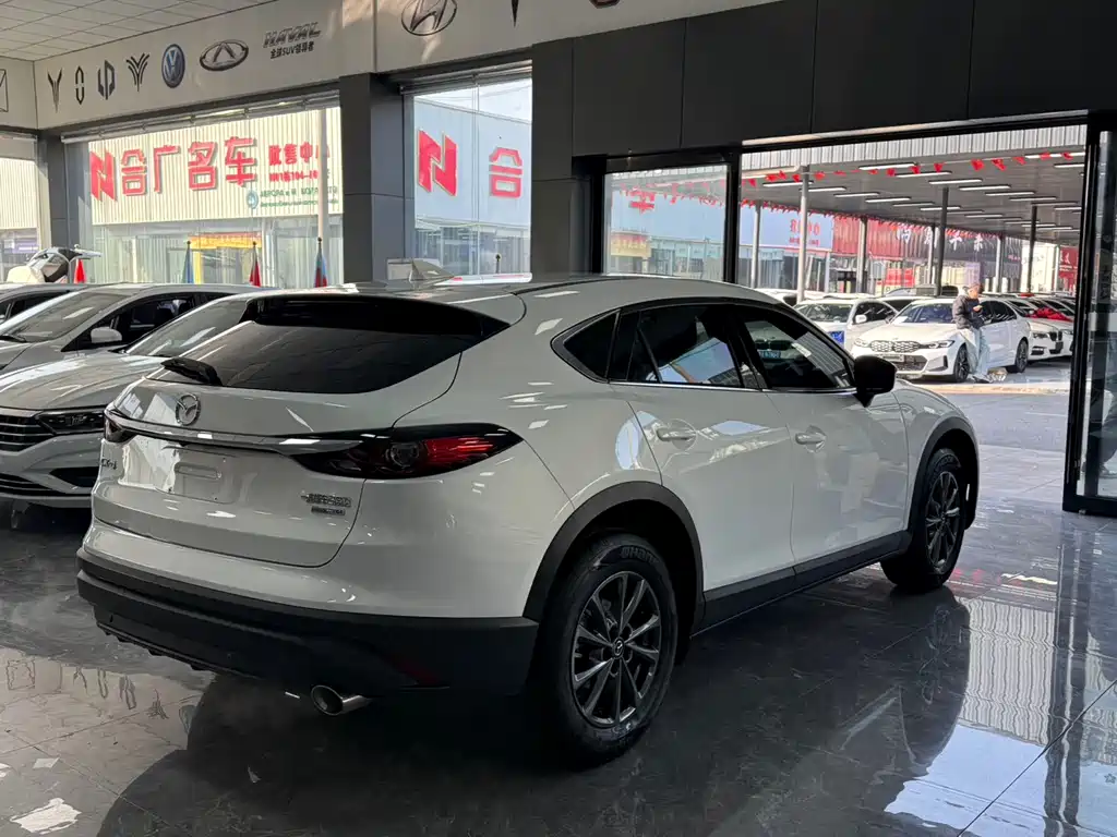 MAZDA CX 4