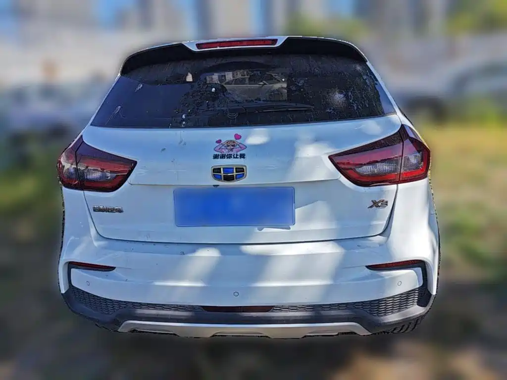 Geely Vision X3 — миниатюра 8