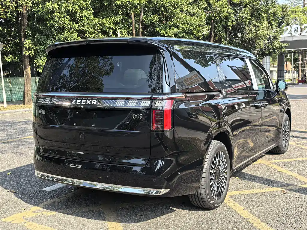 ZEEKR EXTREME KRYPTON 009