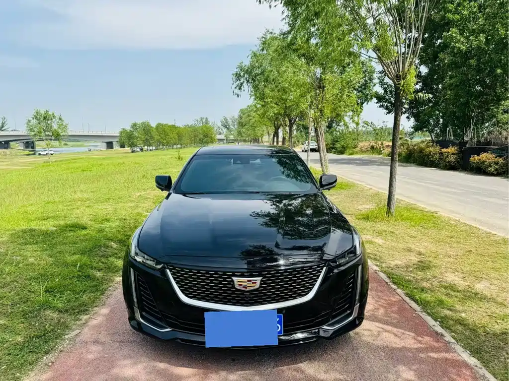 Cadillac CT5 — миниатюра 2