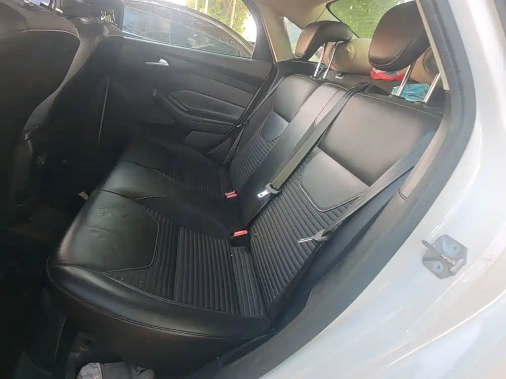 Ford Focus — миниатюра 17