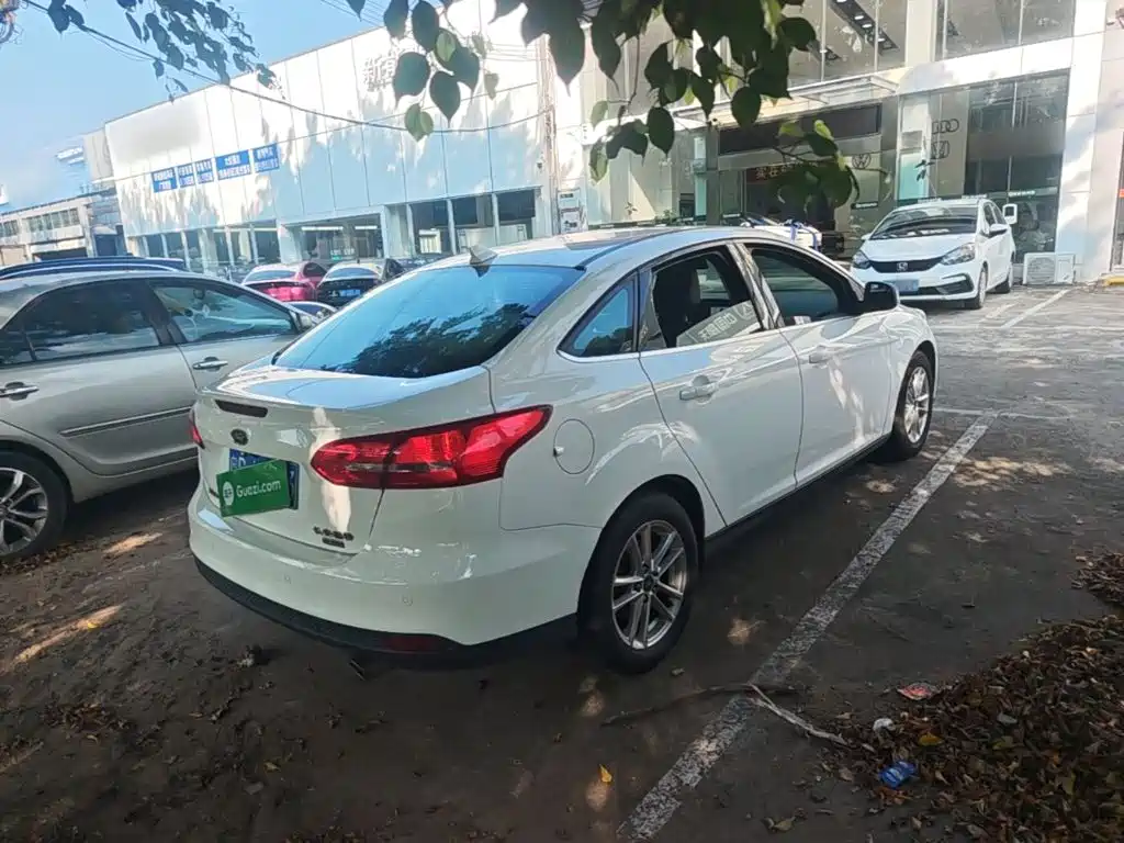 Ford Focus — миниатюра 7
