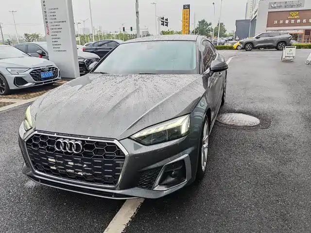 AUDI  A5