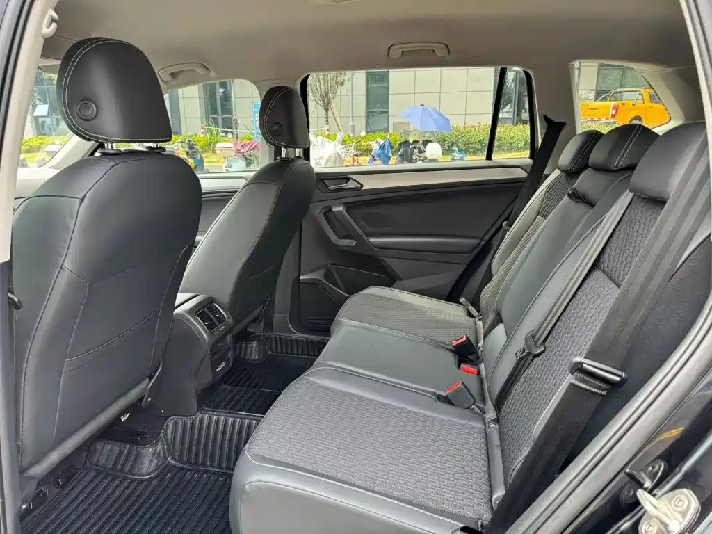 Volkswagen Tiguan L — миниатюра 6