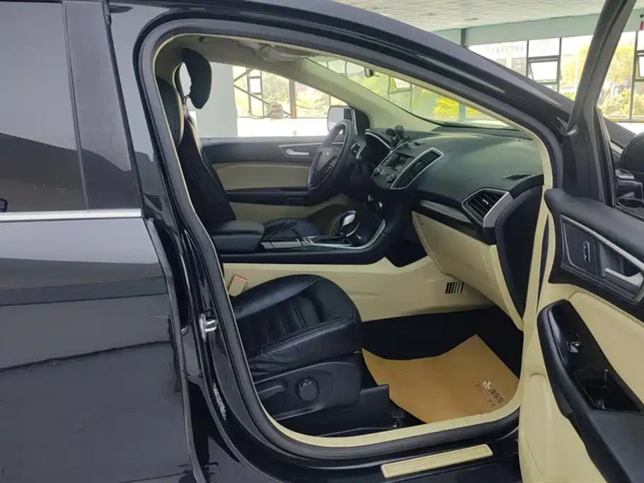 Ford Edge 2016 EcoBoost 245 5 мест