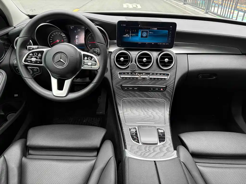 Mercedes-Benz C-Class — миниатюра 10