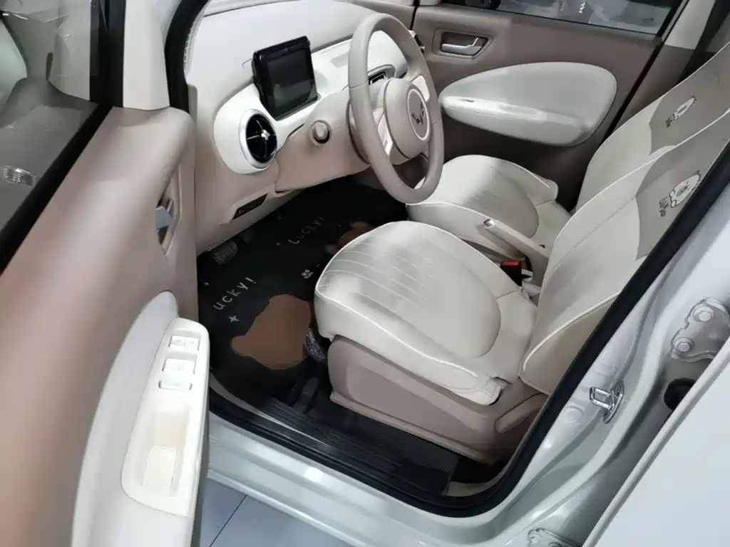 Wuling MINIEV — миниатюра 15
