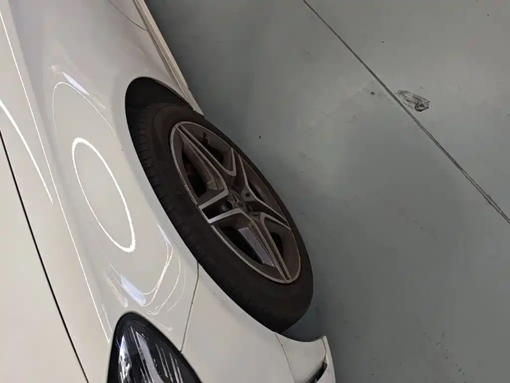 Mercedes-Benz C-Class (Import) — миниатюра 23