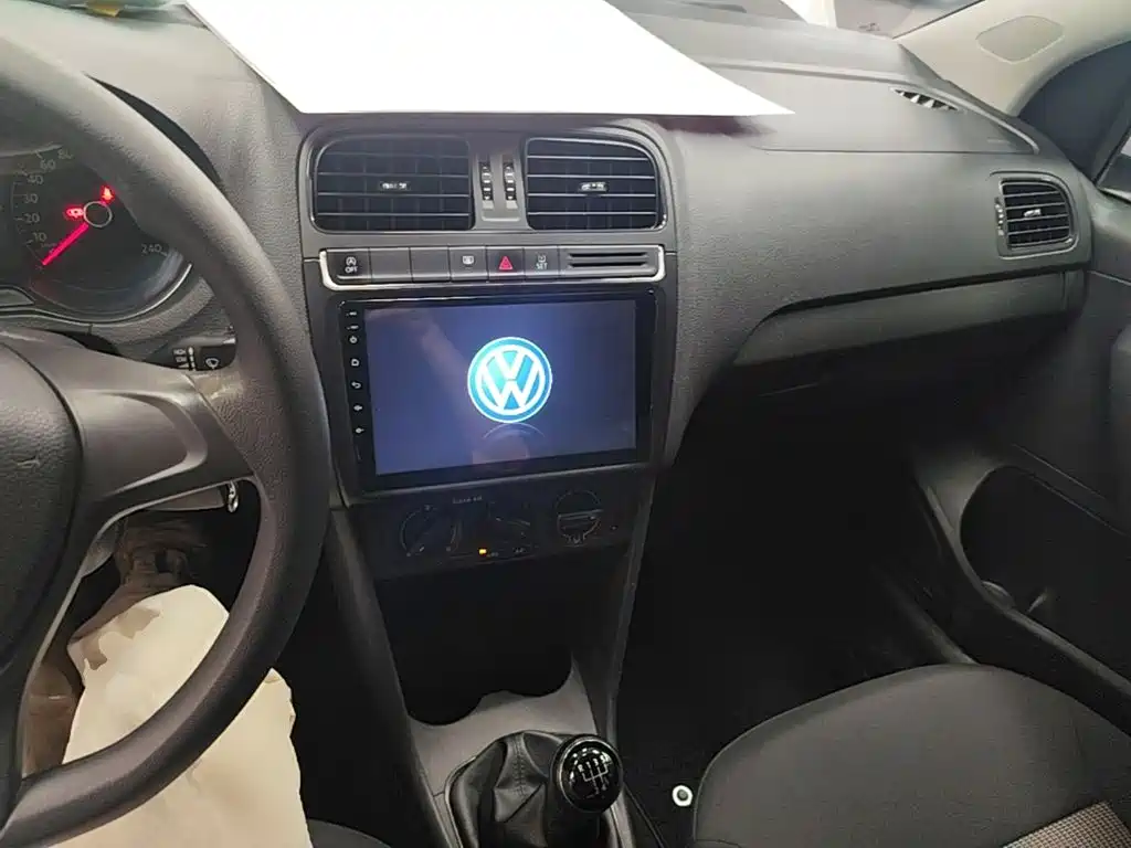 Volkswagen Polo — миниатюра 10