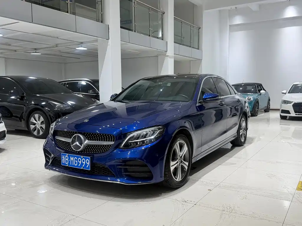 Mercedes-Benz C-Class 2020